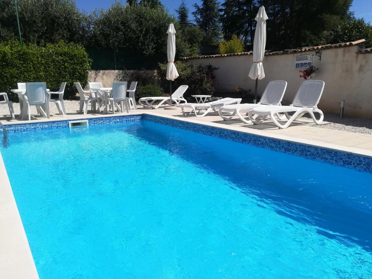 Apartments Sandra Porec Bagian luar foto